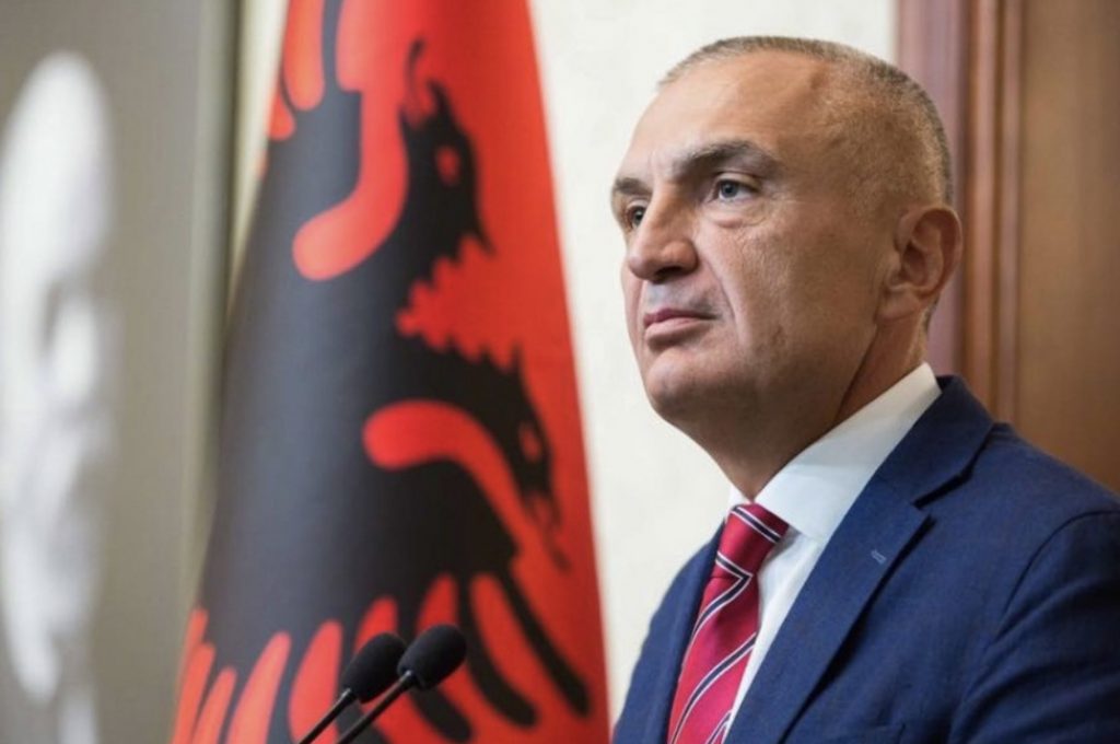 Presidenti Meta: I keqardhur nga çfarë po ndodh në Zall Herr dhe në Kombinat, ligji i barabartë për të gjithë