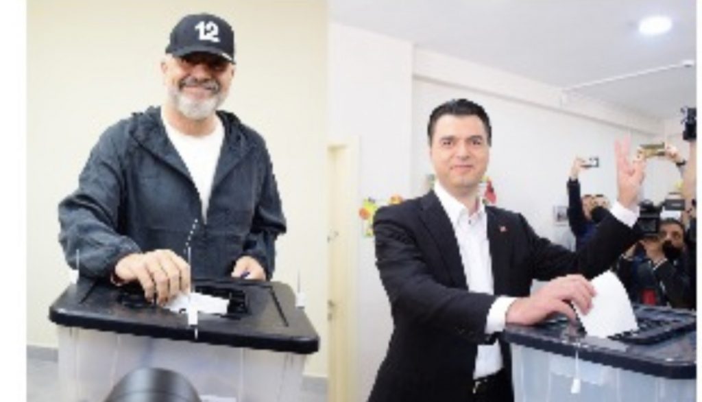 Analiza postzgjedhore: Politikanët u kthyen në animatorë në ‘zgjedhjet online’ të Shqipërisë