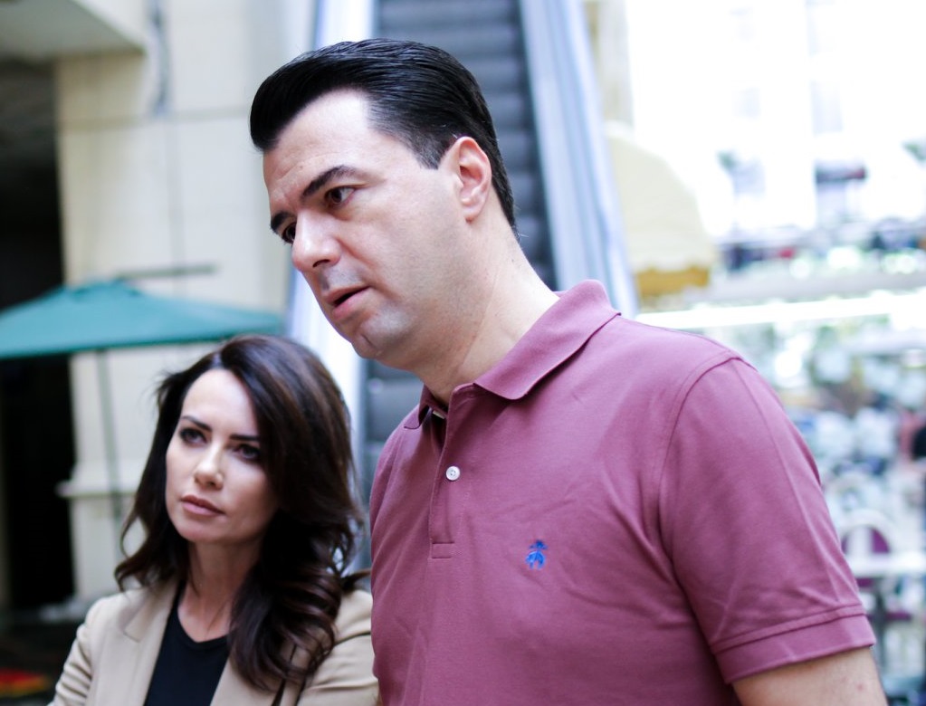 Grida Duma rrëfen bisedën 3-minutëshe me Lulzim Bashën
