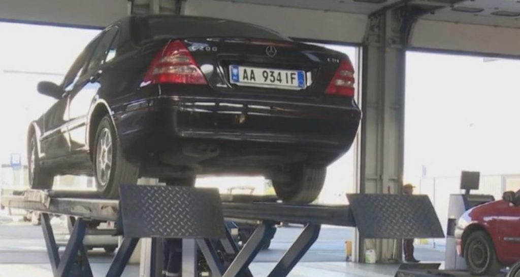 Nis kolaudimi, afati i ri për mjetet që iu skadon kontrolli!