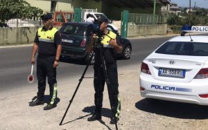 Miratohen ndryshimet  me masa të ashpra në Kodin Rrugor