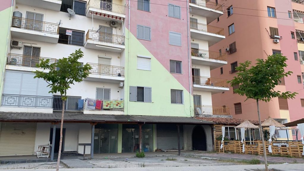 Turisti gjendet  i vdekur brenda në banesë