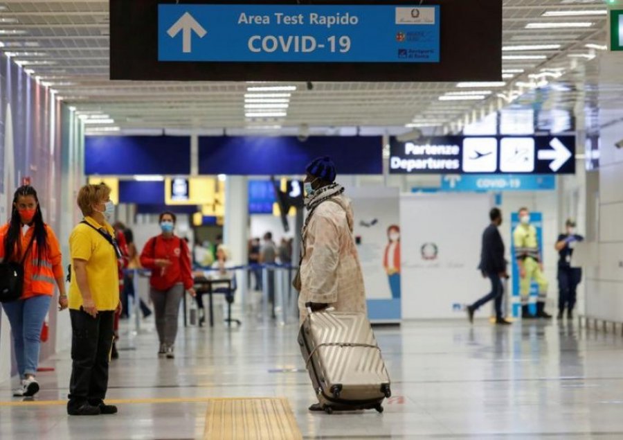 Italia mbyll kufirin me Shqipërinë deri më 30 korrik