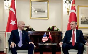 Takimi  i Joe Biden  me Erdogan   përballje e vështirë