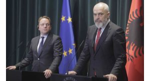 Liderët e rajonit bëhen bashkë  në Tiranë