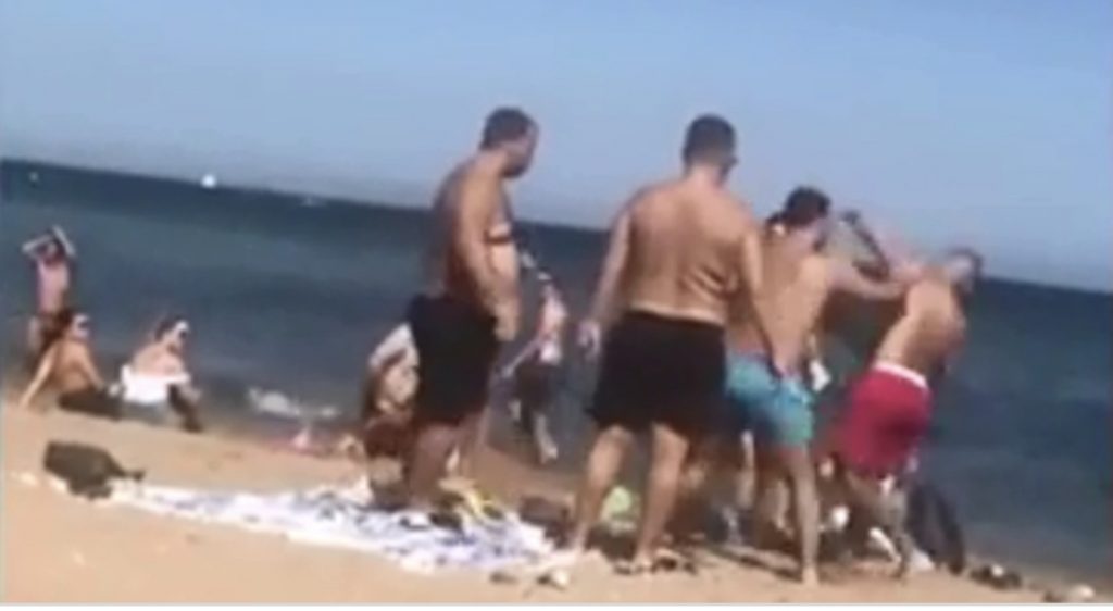Grushta  në Shengjin  mes dy vëllezërve nga Kosova e Lezha  (EMRAT)