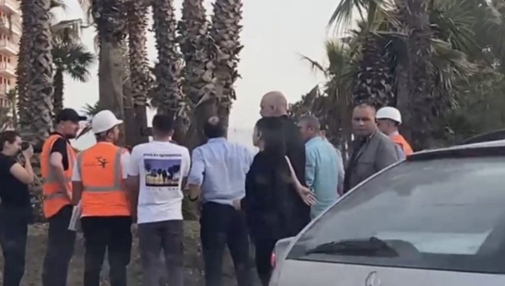 Rama në Vlorë, shmang Lelin, shoqërohet nga nënkryetari i bashkisë