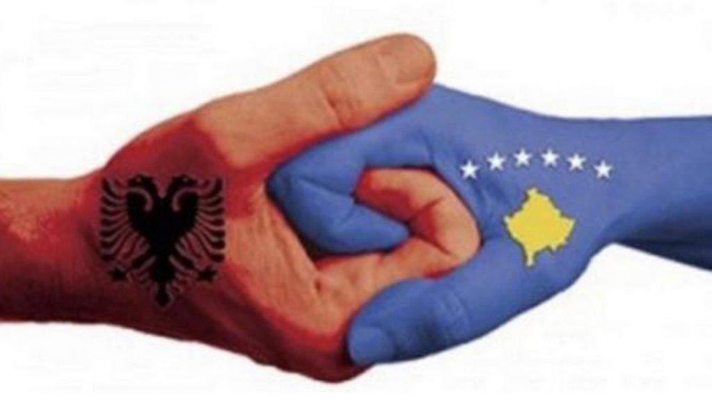 Politikanët po ua falim! Por, le ta dijë bota mbarë se kjo Shqipëri nuk do të jetë më e ndarë!