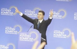 Basha: Ejani me ne në këtë rrugëtim për demokracinë