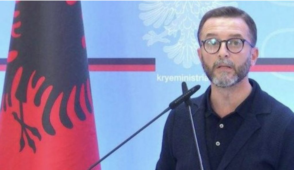 Braçe shfryn ndaj  prokurorëve e gjykatësve: Më thoni një person të dënuar me 15 vjet burg për armëmbajtje