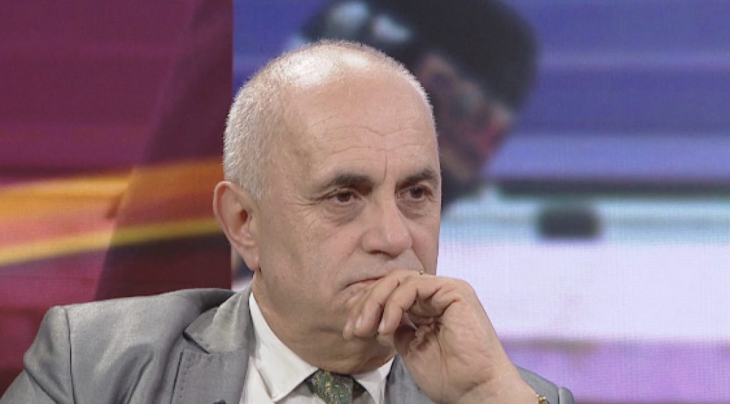 Kali që na grabit kalorësin
