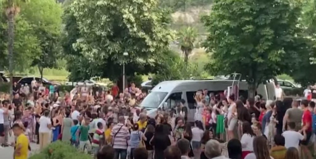 Mbi injorancën masive të shqiptarëve! A është faji vetëm i politikës?