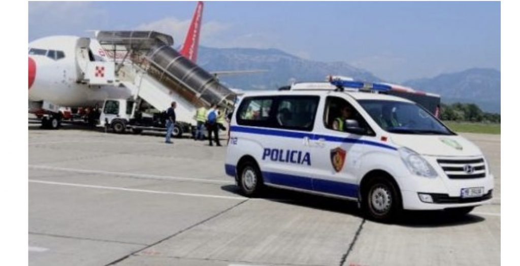 Interpoli kthen në Shqipëri nga Gjermania, trafikantin e 2 tonëve kanabis