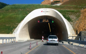 Aksident i rëndë në dalje të tunelit Elbasan-Tiranë