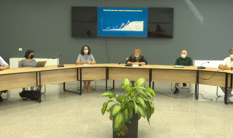 Komiteti Teknik i Ekspertëve ka vendosur te mos ndyshojë masat kufizuese për të luftuar koronavisurin