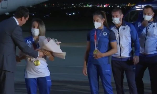 Nora Gjakova: Medalja i takon të gjithë qytetarëve