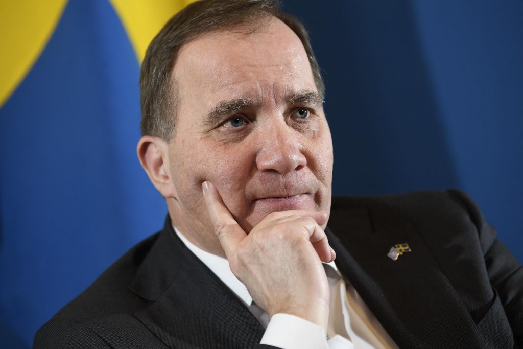 Jep doreheqjen kryeministri i Suedise  Stefan Löfven