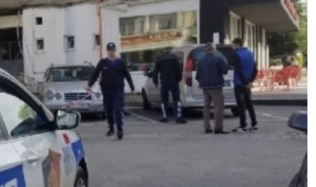 Katër persona  përfunduan në prangat e policisë së Lezhës