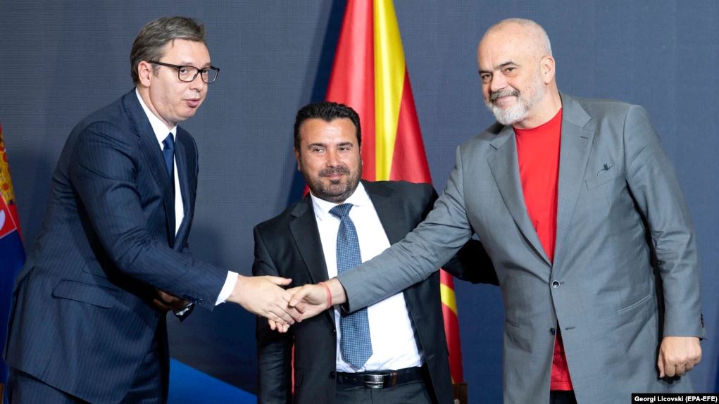 Jugosllavia e tretë dhe Enver Hoxha i dytë