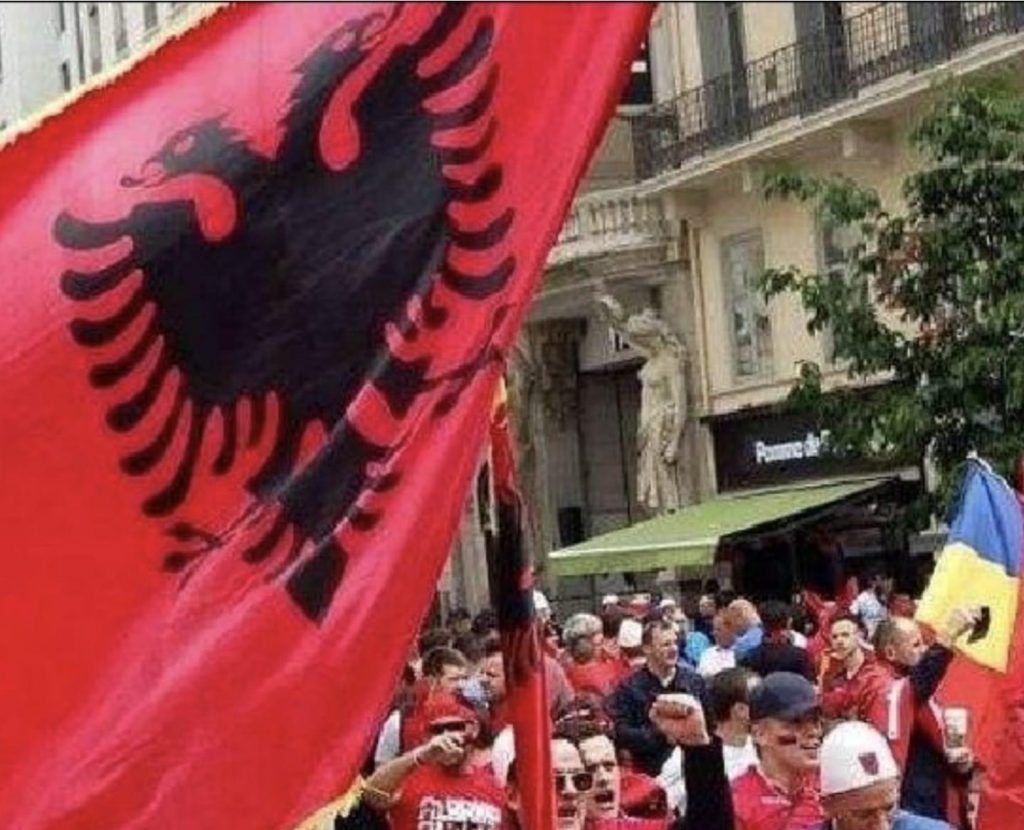 DIASPORA KËRKON LIDERSHIP…