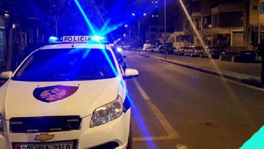 Burrë e grua qëllohen me armë pranë banesës në Kamëz