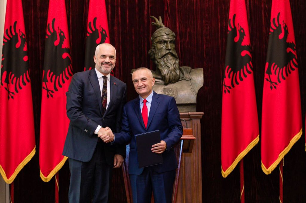Presidenti Meta dekreton Edi Ramën si Kryeministrin e Shqipërisë