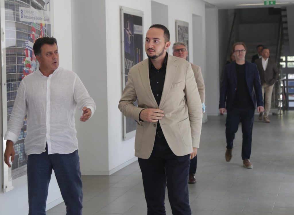 Nga Komisionet Parlamentare Online te Reforma Territoriale/ Grupi i PD mblidhet sot në selinë blu, ja çfarë pritet të diskutohet