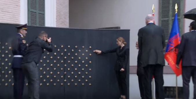 Rama në ceremoninë e vendosjes së yllit për Saimir Hoxhën: Humbje tragjike që shkon përtej familjes