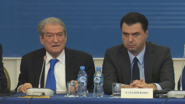 Berisha:Dy burime serioze në SHBA dhe Shqipëri më kanë thënë se Basha po punon kundër teje