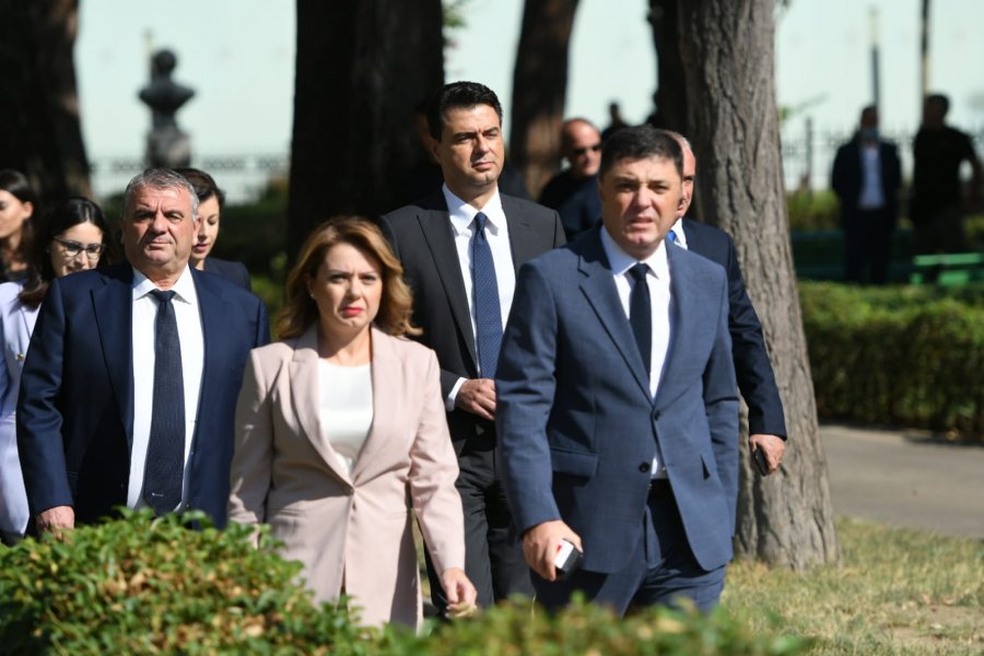 Përjashtimi i Berishë, Basha  isha i detyruar