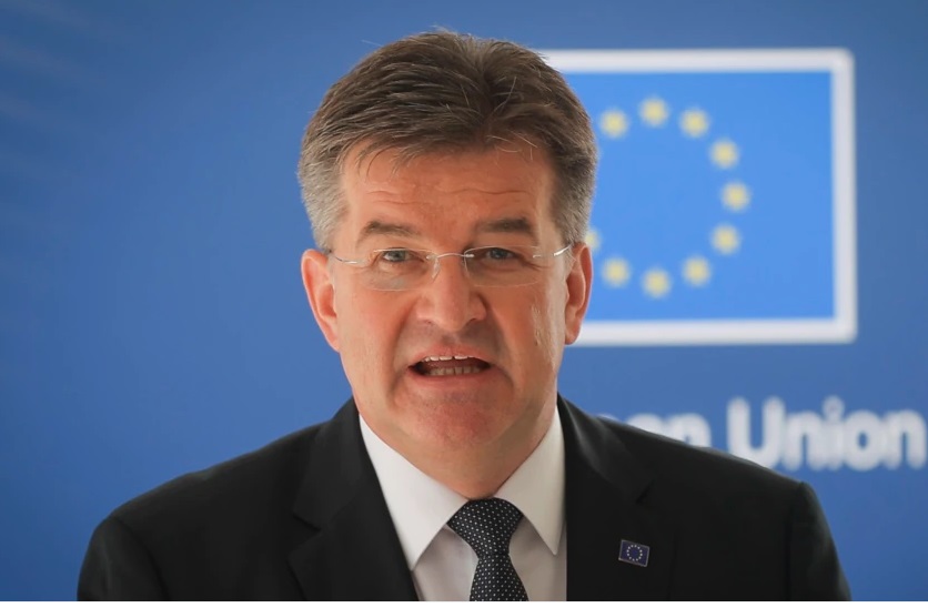 Tensionimi i situatës në Veri/ Kosova dhe Serbia arrijnë marrëveshje në Bruksel për