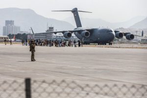 SHBA do t’i kthejë në Kosovë afganët e dyshimtë ‘për verifikim të mëtejshëm’, nis 2 të parët