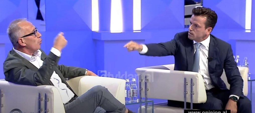Plas sherri mes Mark Markut dhe Agron Shehajt: Një biznesmen nuk duhet të jetë në politikë! Deputeti: Je mirë nga mendja… Njeri i ulët!