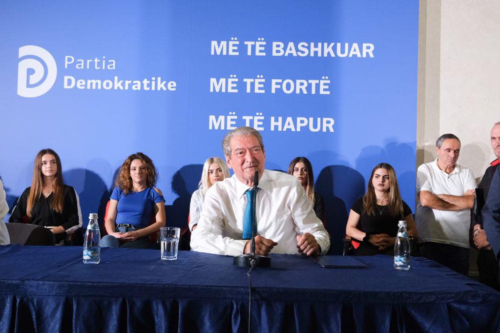 Berisha i përgjigjet Bashës:Kuvendi do mblidhet  për të shpëtuar  PD nga pazaret e peng Bashës me Edi Ramen
