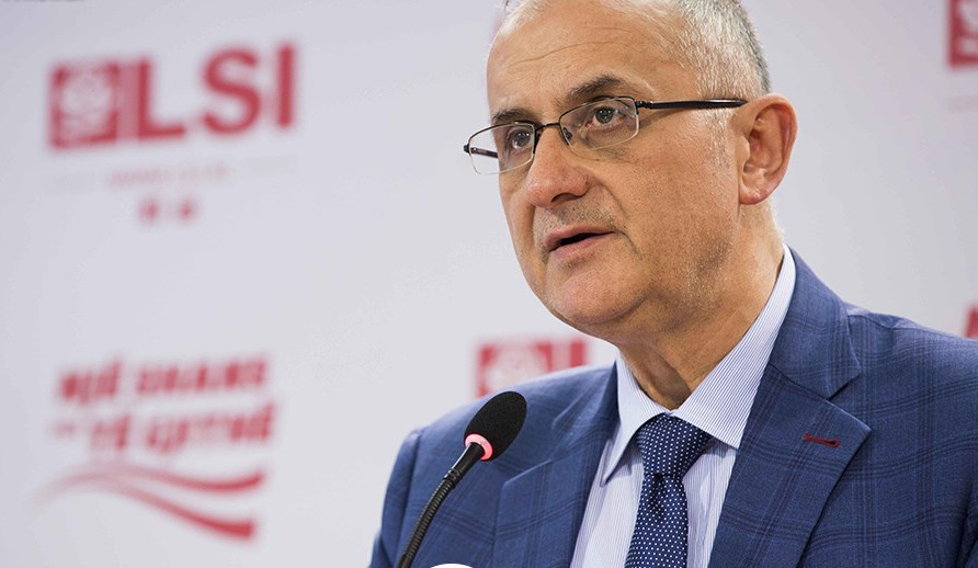 Vasili: Ja çështjet që kanë tronditur ekzistencën e Shqipërisë