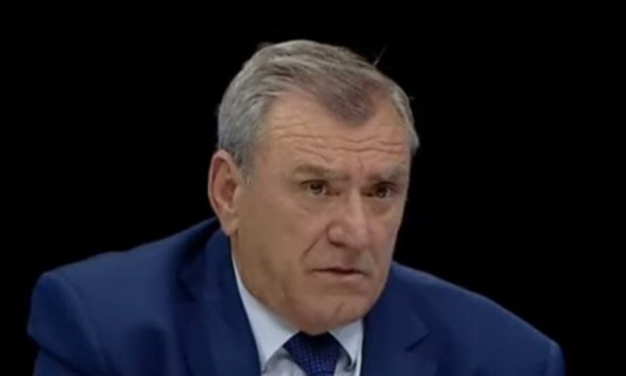 Duka mori votat nga PD, paralajmëron ndarjen