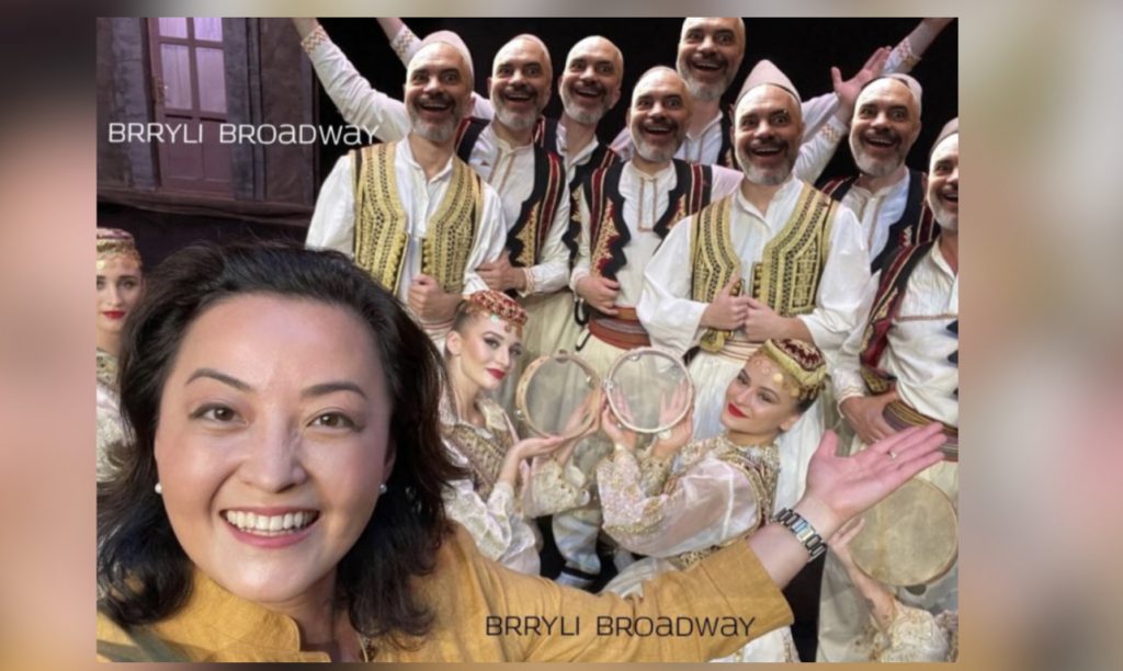 Nuk më zë gjumi për ju’/ Rrjeti shpërthen me meme kundër Ramës