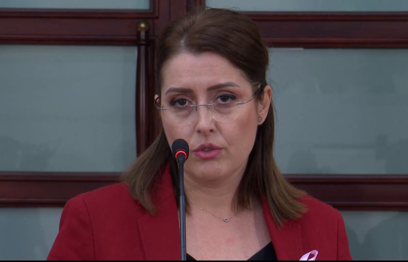 Ministrja Manastirliu zbulon vendimet e qeverisë, nga familjet me tre fëmijë te jetimët, ja kush përfiton