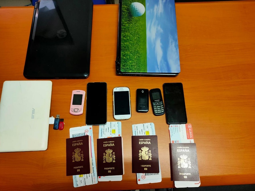 U mori 25 mijë euro për katër pasaporta false, në pranga 35 vjeçari.