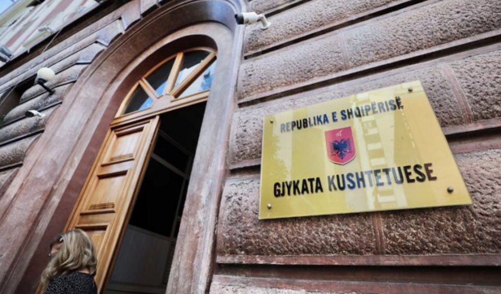 Kushtetuesja rikthen për shqyrtim zgjedhjet e 30 qershorit. Ja kur mbahet seanca