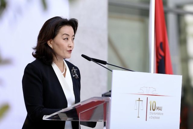 Nismat e PS dhe PD-së, vettingu në politikë, Yuri Kim vihet në lëvizje: Apeli për PD-në