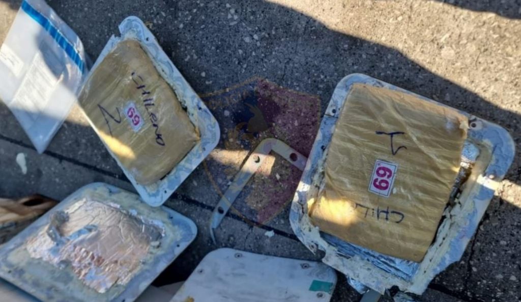 Kapet sërish drogë në kontenierin me banane, sekuestrohen 10 kg kokainë në portin e Durrësit!