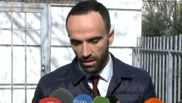 “12 000 euro dhe jua sjell djalin në Shqipëri”! Kapet “mat” avokati në Tiranë (Emri)