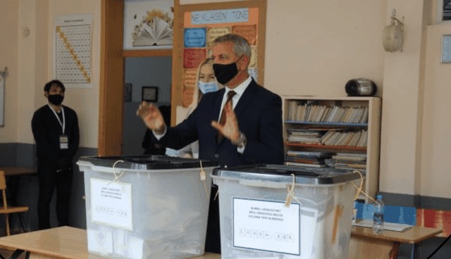 Humbi në zgjedhje! Kandidati i LDK-së ia lë fajin horoskopit: Kjo çështje varet edhe nga pozita e yjeve…
