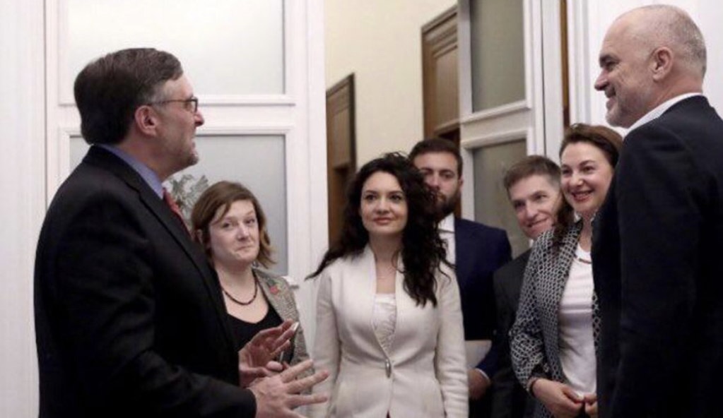 Vendimi i Venecias/ Si manipuloi Matthew Palmer me zgjedhjet lokale
