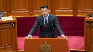 Basha publikon videomesazhin: Frika e pak njerëzve nuk mund të pengojë aspiratën e shumicës dërrmuese të shqiptarëve