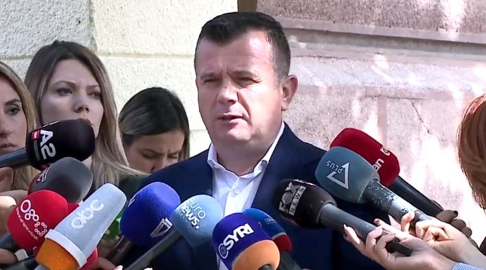 Ngritja e komisioneve hetimore/ Balla: Duhet diskutim me opozitën! Shtyrja e mandatit të vettingut?