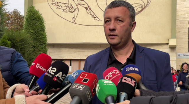 Universiteti i Korçës lejon edhe të pavaksinuarit, zv.rektori: Nuk mund të privojmë studentët nga mësimi