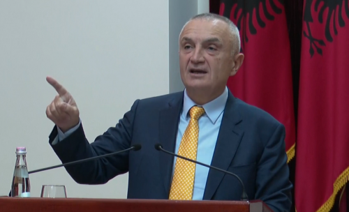 Presidenti Meta: Trishtim i thellë për humbjen aksidentale tragjike të jetës të bashkëkombësve tanë