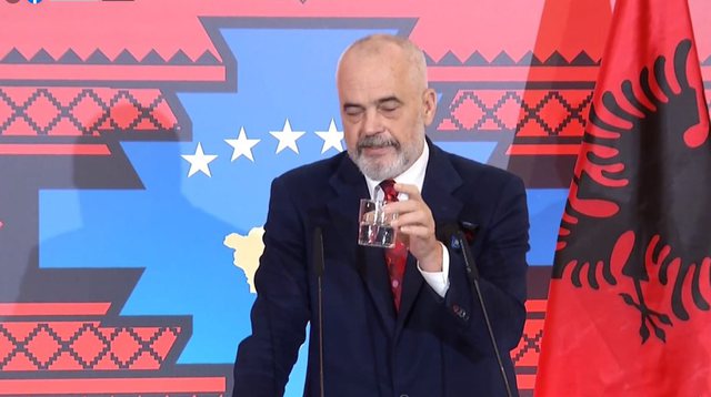 Probleme me Kosovën?! Rama: Unë e shoh gotën plot, rëndësi ka që pihet ujë